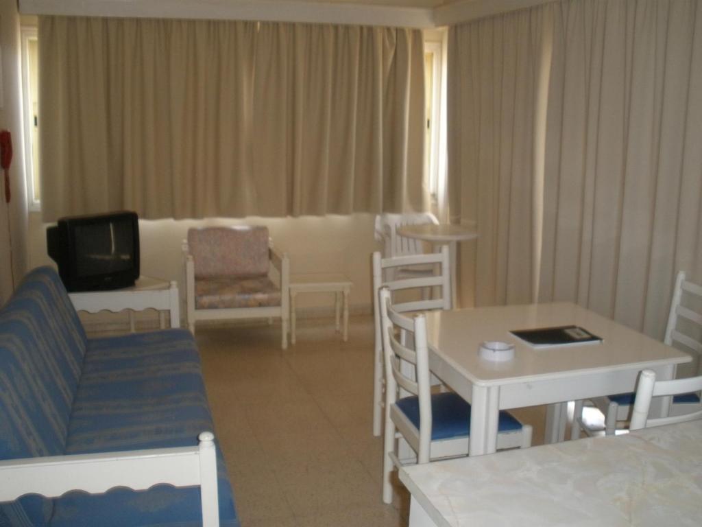 Klashiana Hotel Apartments 沃罗里尼 外观 照片