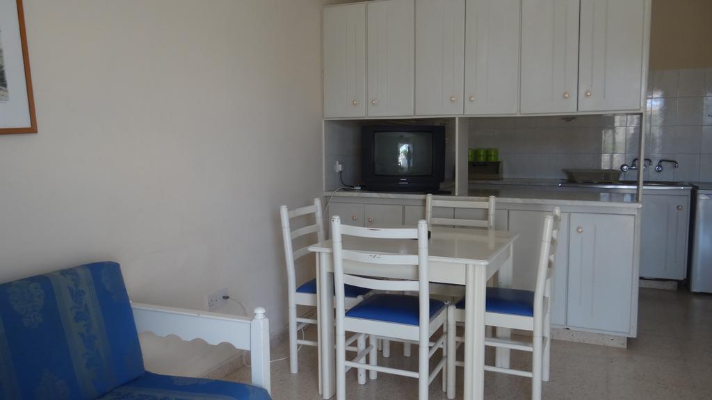 Klashiana Hotel Apartments 沃罗里尼 外观 照片