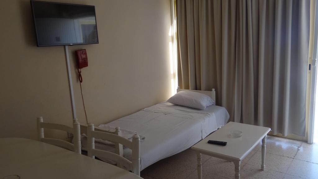 Klashiana Hotel Apartments 沃罗里尼 外观 照片